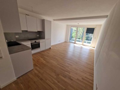 Wohnung sucht Familie: weitläufige 3-Zimmer-Wohnung