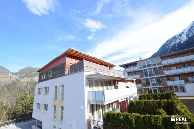 4 - 5 Zimmer Wohnung mit Dachterrasse, sonnig und zentral gelegen, Penthouse Stil