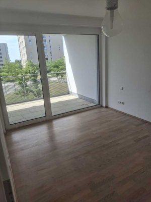Helle 2,5-Zimmer Wohnung im 1. OG mit Balkon in Ulm-Böfingen