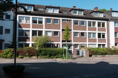 Rhein in Reichweite: Drei-Zimmer-Wohnung in Oberkassel