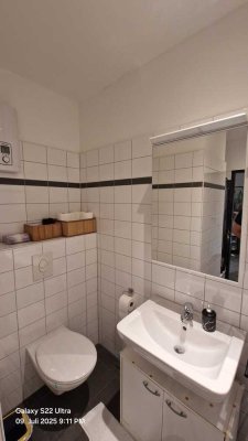 Ich vermitte die Wohnung für die laute die alle Hausgeräte kaufen können,

Bei spiel in fotos