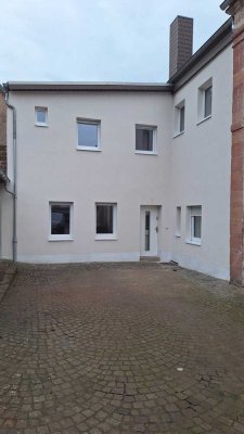Ruhige 2-Zimmer Maisonette-Wohnung im Rückgebäude in Hochspeyer