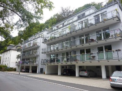 Neuwertige, großzügig geschnittene 2-Zimmerwohnung
