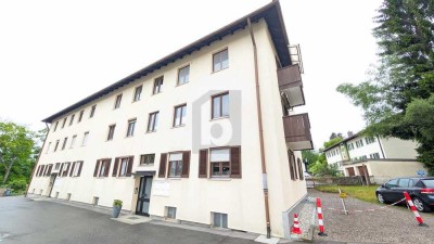 HELLER TRAUM MIT BALKON, GARTEN UND GARAGE