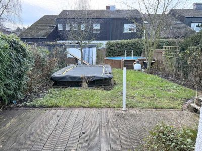 Bonn-Heiderhof: Gemütliches Reihenhaus sucht neue liebevolle Eigentümer! Garten, Pool, Kamin, Garage