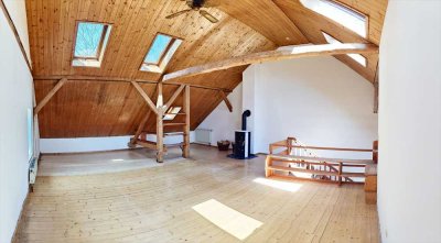 ★ Charmante Bauernhaushälfte mit beeindruckender Atelier-Galerie ★