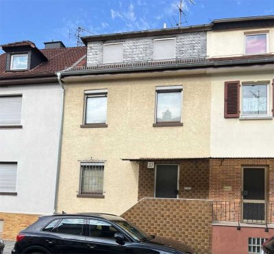 Sanierungsbedürftiges Reihenmittelhaus, VERKAUF im Gebotsverfahren