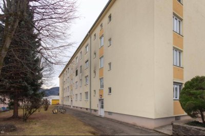 Preiswerte, neu sanierte Wohnung