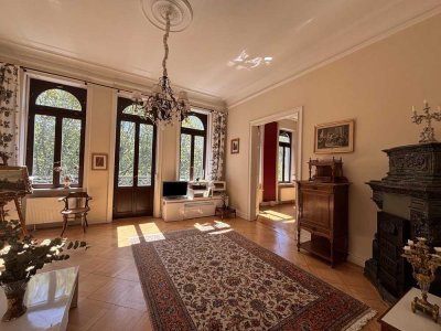 4 Zimmer Altbauwohnung in Wiesbaden Mitte
