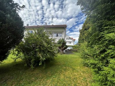 Gepflegte Doppelhaushälfte mit Ausbaureserve und Traumgarten