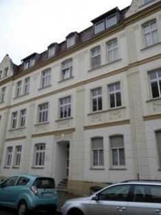 Komplett renovierte Erdgeschoss-Wohnung mit Balkon!