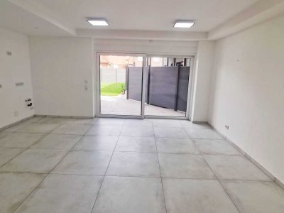 Barrierefreie EG-Wohnung mit 2 Schlafzimmern in gehobener Innenausstattung mit Terrasse, Garten
