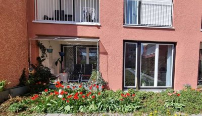 Moderne, energieeffiziente Erdgeschosswohnung mit Tiefgaragen-Stellplatz in bester Wohngegend