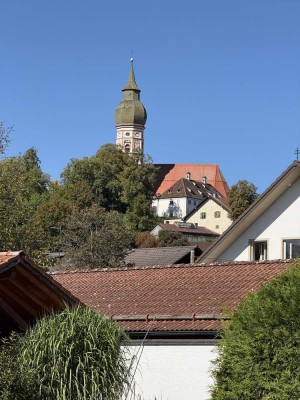 Von PRIVAT u. frisch saniert - Doppelhaushälfte in Andechs-Erling. Sofort beziehbar.