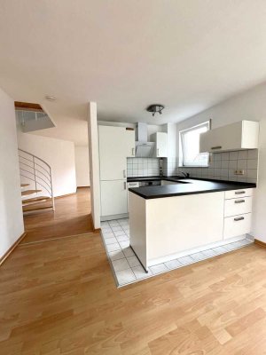 Moderne 2,5-Zimmer-Maisonettewohnung mit Südbalkon