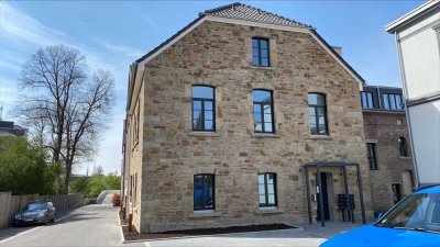 City-Loft im Dachgeschoss mit historischer Loggia