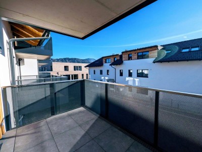 Geräumige 4 Zimmer Erstbezugs-Wohnung mit Balkon im Ortszentrum von Hallwang!