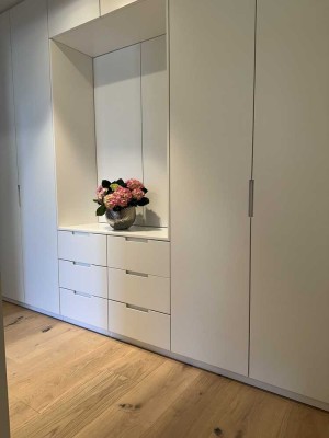 Bungalow-Charakter hochwertige ruhige moderne 5,5-Zimmer Einbauküche Kochinsel