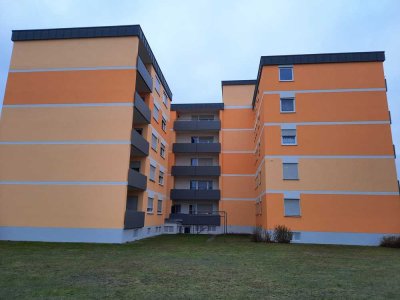 Erdgeschosswohnung mit Balkon zu vermieten!
