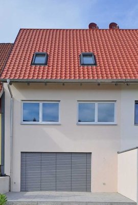 Erstbezug: Reihenhaus mit hochwertiger Ausstattung, durchdachter Raumaufteilung - ideal für Familien