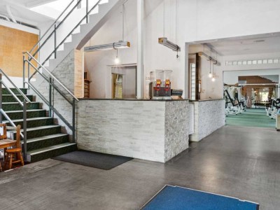 Wohnen im OG + Dachterrasse möglich, im EG zum Bsp. Lagerhalle, Büro, Praxis, Handwerk etc., Guben