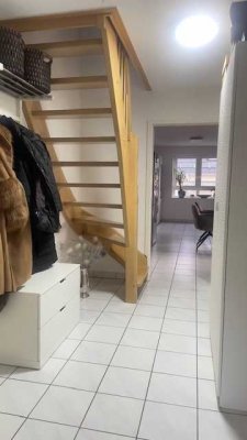 3-Zimmer-Maisonette-Wohnung mit Einbauküche in Filderstadt