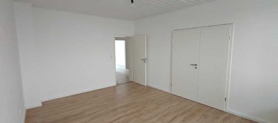 Frisch renovierte 3-Zimmer Wohnung mit Stellplatz