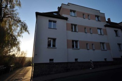 2,5-Raum Wohnung mit Balkon, PKW Stellplatz und Traumhaftem Ausblick