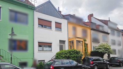 Reihenmittelhaus mit 2 Wohneinheiten zu verkaufen!
