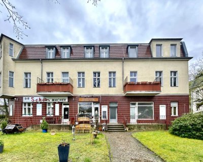Erstbezug nach Sanierung! Charmante Altbauwohnung mit Tageslichtbad!