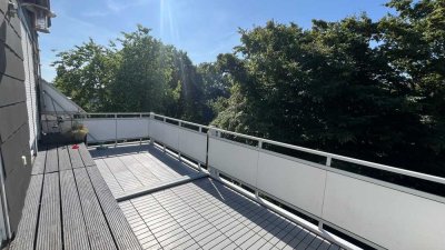 Viel Raum, viel Aussicht – 4,5 Zimmer mit Balkon in Essen-Altendorf