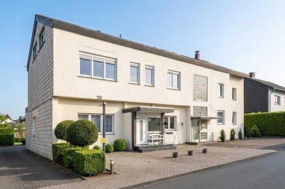 Modern renovierte 3 Zimmerwohnung mit Einbauküche und PKW Stellplatz in Bielefeld Senne