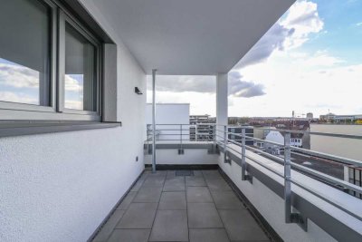 Moderner Wohnkomfort mit großzügigen Räumen, stilvoller Loggia und hochwertiger Markenküche