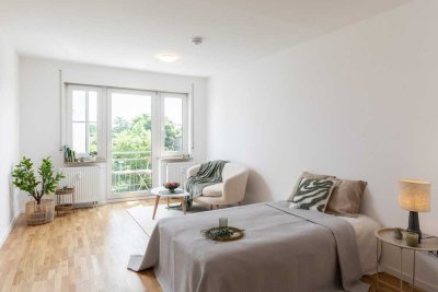 Bezugsfrei! Hochwertig renovierte 1-Zimmer-Wohnung mit Balkon & Stellplatz in Leipzig