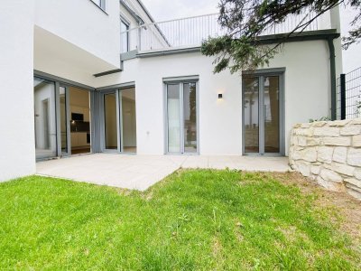 Erstbezug nach Sanierung - hofseitige Gartenwohnung mit Terrasse