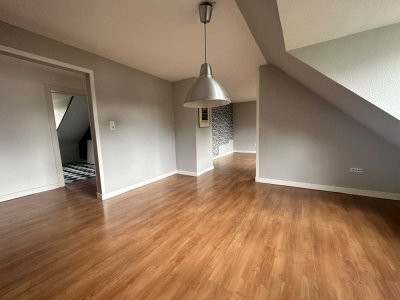 2,5 Zimmer - Altbau - Dachgeschoss