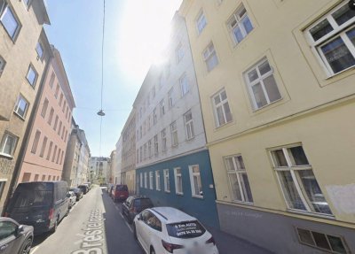 Kompakter Starterhit im 2.OG in ruhiger Lage | U-Bahn Nähe