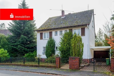 Hanau-Kesselstadt, Wohngebiet „Hohe Tanne“: Sanierungsbedürftiges Einfamilienhaus mit viel Plat