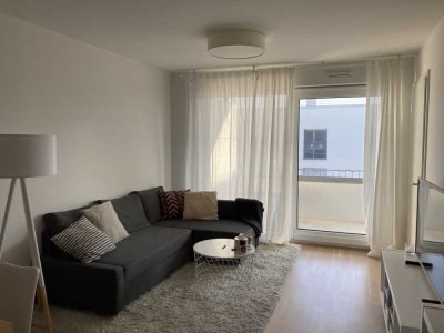 Schöne, neuwertige 2-Zimmer-Wohnung mit Balkon und Einbauküche in München-Freiham