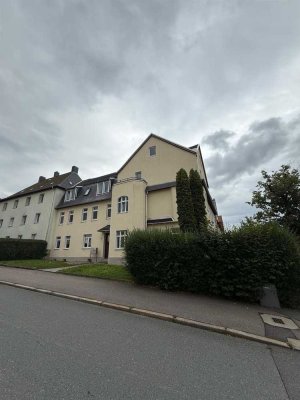 Großes MFH mit viel Potential in guter und ruhiger Lage!