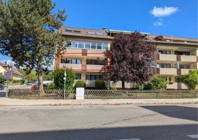 Freie 3-Zimmer Eigentumswohnung mit Balkon und Garage
