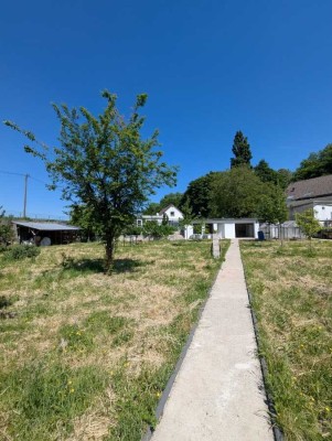 Ländliches Idyll direkt am Rhein in Alt - Homberg!