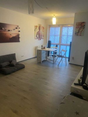 Stilvolle, gepflegte 1-Raum-Wohnung in Würzburg-Zell