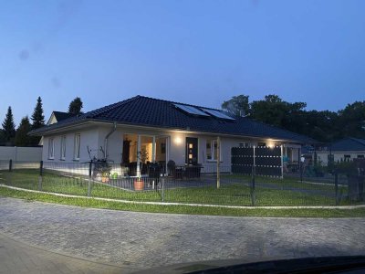 Doppelhaushälfte mit Garten am Waldrand