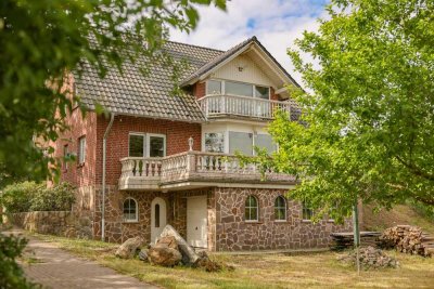 Warum Wohnen und Urlaub trennen? Massives Einfamilienhaus, Seeblick, Erdwärmepumpe & ganz viel Ruhe