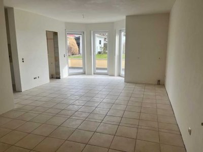 An Wochenendheimfahrer, helle 2,5-Zimmer-Souterrain-Wohnung mit Terrasse und EBK in Münster Hessen