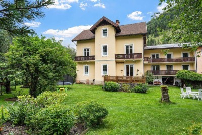 Charmantes Haus mit Ferienwohnungen im Herzen von Mallnitz