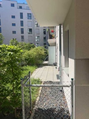 APPARTEMENT mit TG-Stellplatz, nähe Klinikum, 36 m², klein, fein und alles Mein !