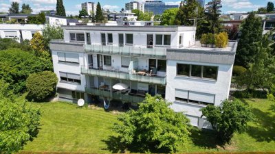 6-FAMILIENHAUS STUTTGART-MÖHRINGEN MIT PENTHOUSE-WOHNUNGEN UND GARAGEN