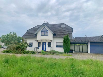 Elegantes Einfamilienhaus mit Einliegerwohnung in St. Leon-Rot